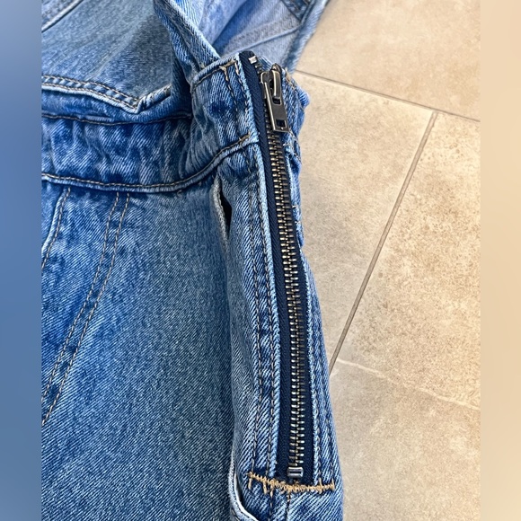 Levi’s Originals Vintage Overalls - Picture 4 of 4